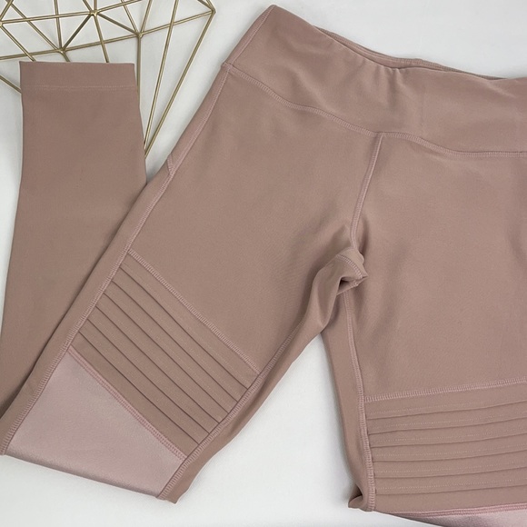 Mondetta Blush Mesh & Pleated Legging - Picture 5 of 8